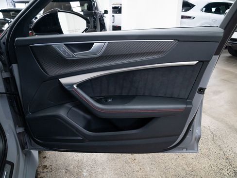 Used 2023 Audi RS 6 AWD/4WD image 24