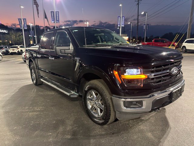 Used 2025 Ford F150 XLT w/ Equipment Group 301A Standard AWD/4WD image 3