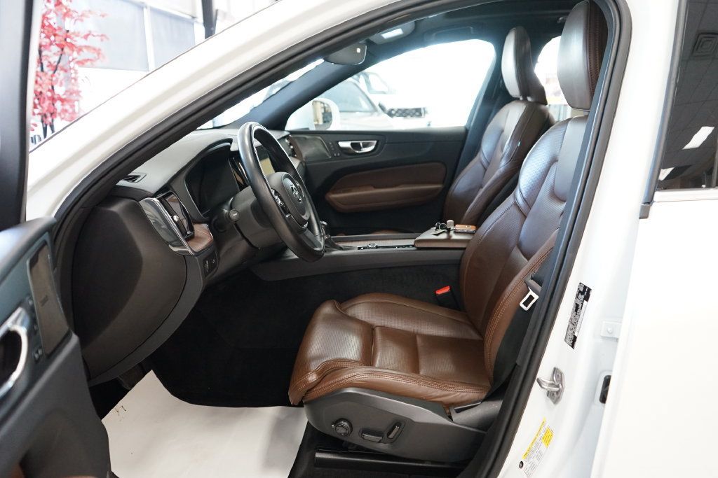 Used 2021 Volvo XC60 T5 Inscription AWD/4WD image 28