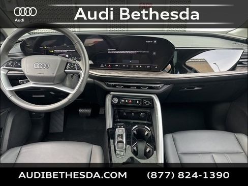 New 2025 Audi Q5 Premium image 11