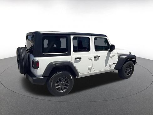 Used 2025 Jeep Wrangler Unlimited Sport AWD/4WD image 11