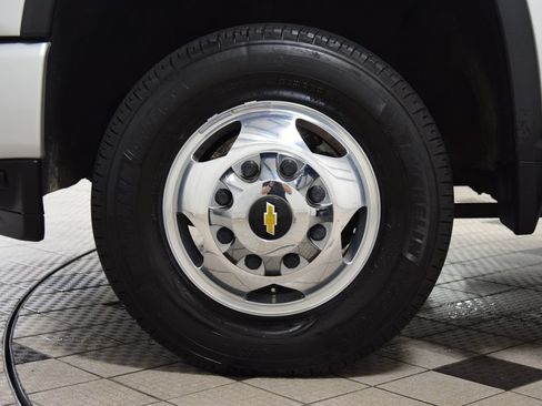 Used 2022 Chevrolet Silverado 3500 High Country w/ LPO, Hitch Package AWD/4WD image 30
