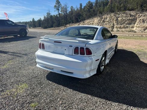 Used 1998 Ford Mustang GT RWD image 3