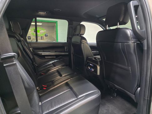 Used 2019 Ford Expedition XLT w/ Equipment Group 202A image 24