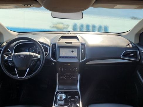 Used 2020 Ford Edge SEL w/ Convenience Package image 15