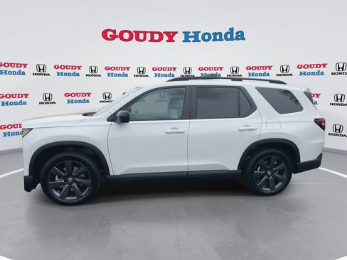 New 2026 Honda Pilot Sport image 5