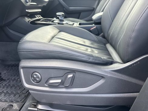 Used 2023 Audi Q5 2.0T Premium w/ Convenience Package AWD/4WD image 17
