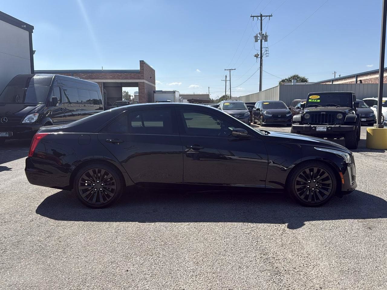Used 2016 Cadillac CTS Luxury RWD image 5