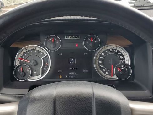 Used 2016 RAM 1500 Laramie w/ Convenience Group AWD/4WD image 30