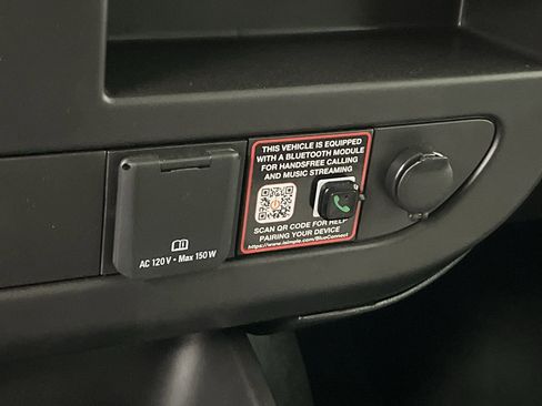 New 2025 GMC Savana 2500 w/ Driver Convenience Package RWD image 17
