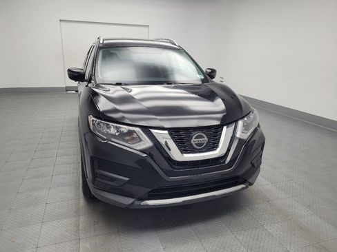 Used 2018 Nissan Rogue SV image 14