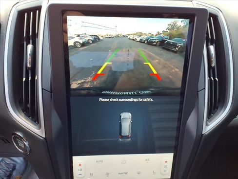 Used 2022 Ford Edge SEL w/ Convenience Package image 22