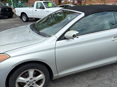 Used 2005 Toyota Solara SE FWD image 4