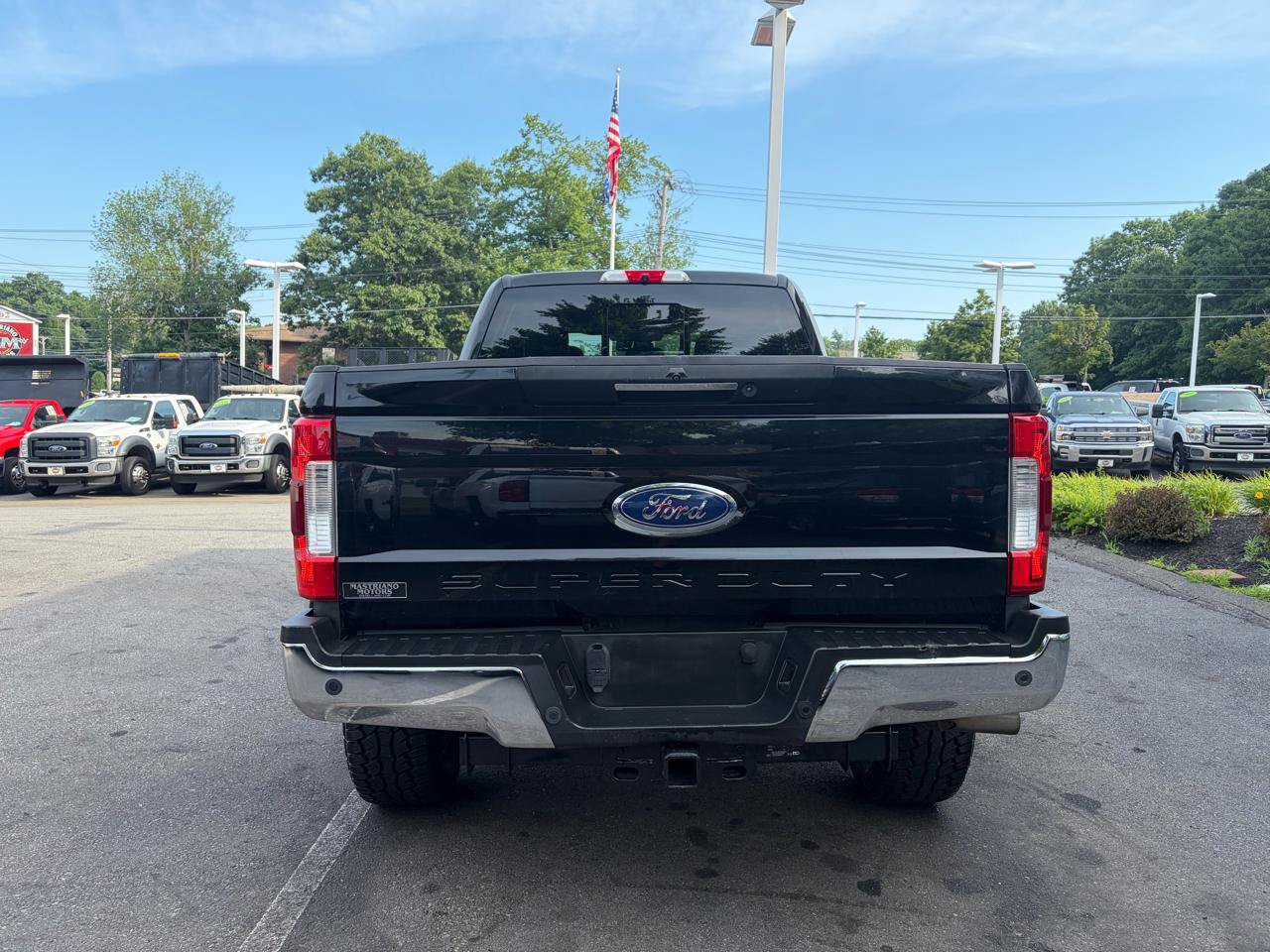 Used 2019 Ford F350 Lariat w/ Lariat Ultimate Package AWD/4WD image 9