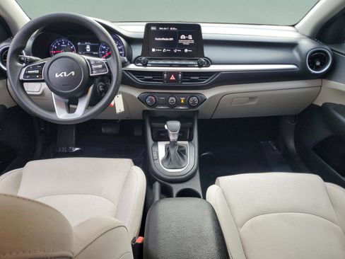 Certified 2023 Kia Forte LXS image 11