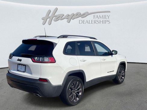 Used 2021 Jeep Cherokee Latitude Lux 80th Anniv w/ Quick Order Package 26U 80TH FWD image 3