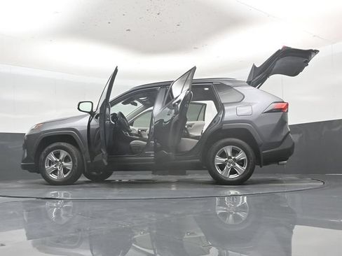 Used 2024 Toyota RAV4 XLE w/ Convenience Package FWD image 60