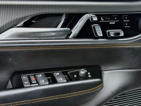 Used 2023 Jeep Grand Wagoneer Series III w/ Rear Seat Video Group 1 AWD/4WD image 23