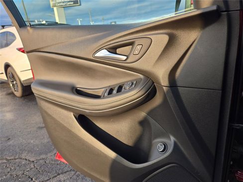 Used 2023 Buick Encore GX Select w/ Sport Touring Package image 17