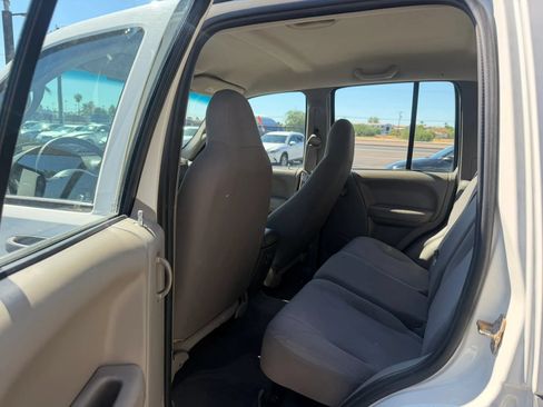 Used 2003 Jeep Liberty Sport AWD/4WD image 25