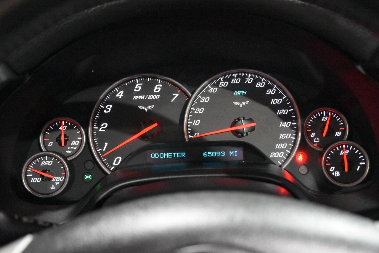 Used 2009 Chevrolet Corvette Convertible w/ Preferred Equipment Group RWD image 13