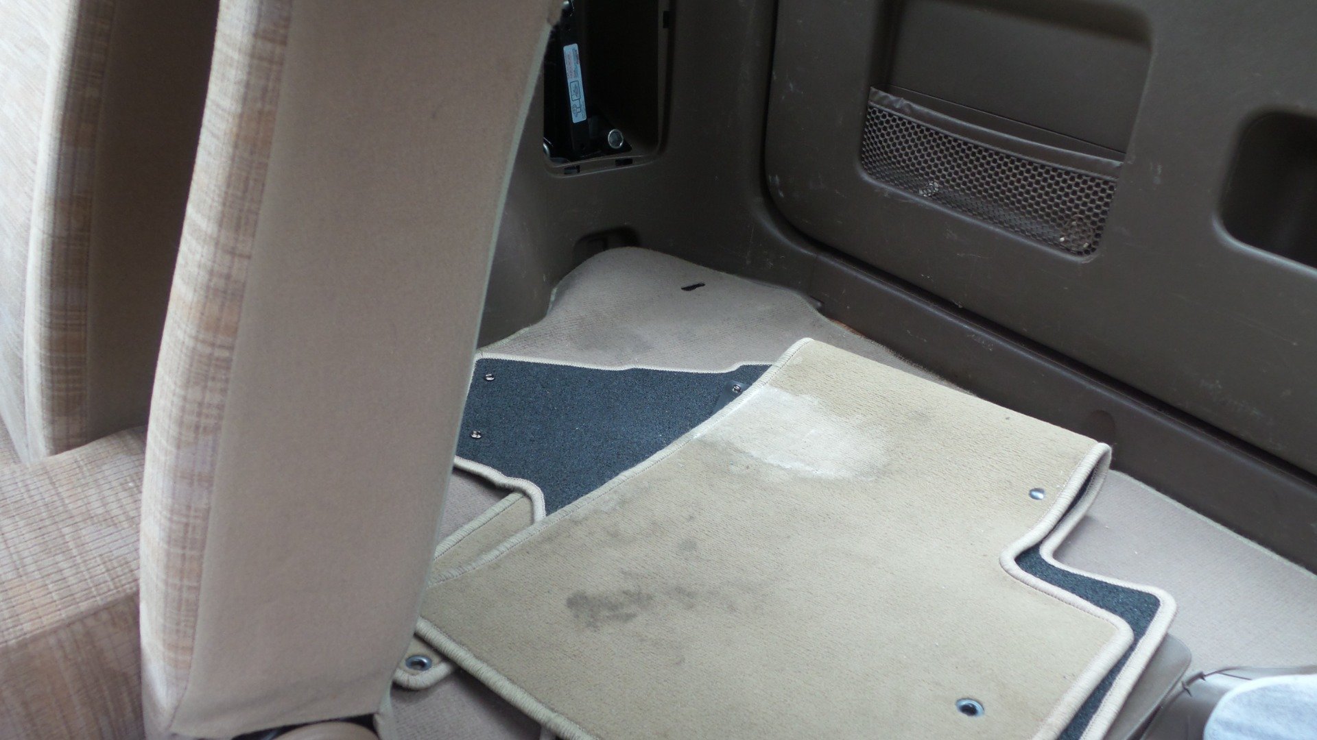 Used 2003 Honda CR-V LX image 12