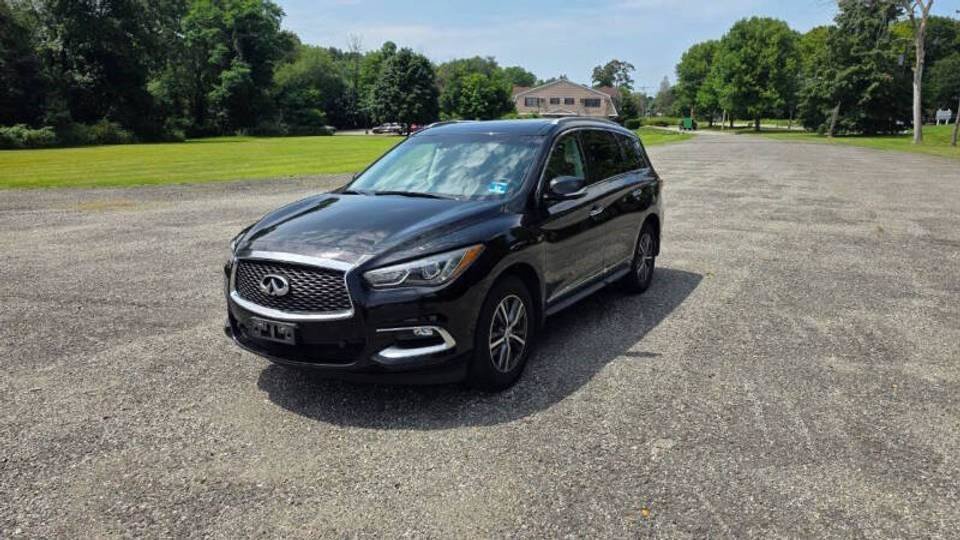 Used 2016 INFINITI QX60 Luxe AWD/4WD image 2