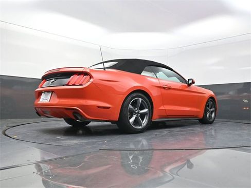 Used 2015 Ford Mustang Convertible w/ Equipment Group 051A image 23