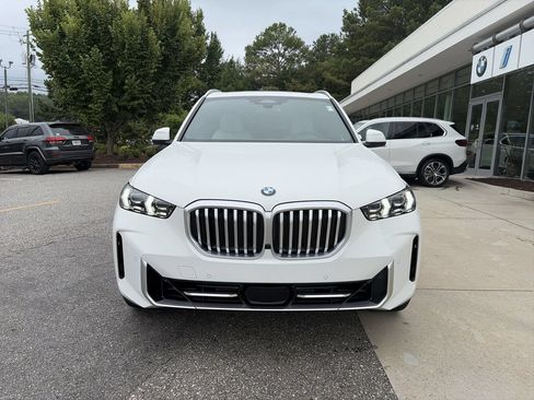 Used 2026 BMW X5 xDrive40i w/ Climate Comfort Package AWD/4WD image 3
