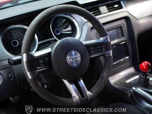 Used 2013 Ford Mustang Boss 302 w/ Boss 302 Accessory Pkg RWD image 30