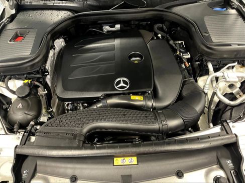 Used 2022 Mercedes-Benz GLC 300 4MATIC image 35