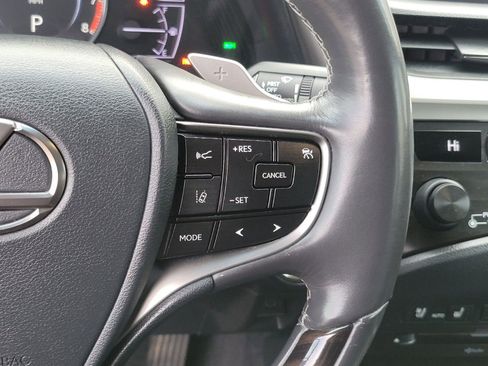 Used 2019 Lexus ES 350 Luxury image 32