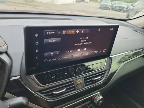 Used 2025 Nissan Altima 2.5 SR w/ SR Premium Package FWD image 26