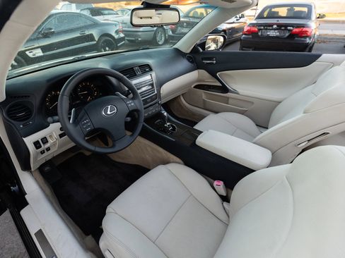 Used 2010 Lexus IS 250C IS 250 Sport Convertible 2D image 17
