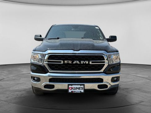 Used 2022 RAM 1500 Big Horn AWD/4WD image 4