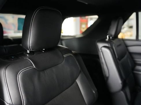 Used 2021 Ford Explorer ST w/ ST Street Pack image 22