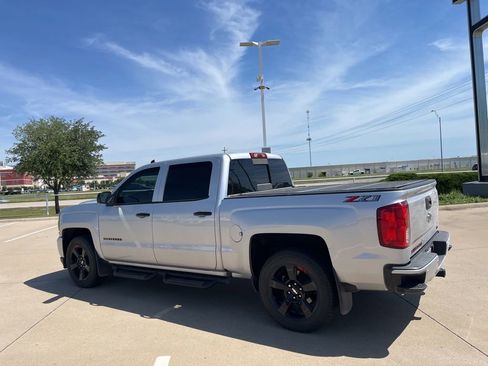Used 2018 Chevrolet Silverado 1500 LTZ Z71 w/ Redline Edition AWD/4WD image 4