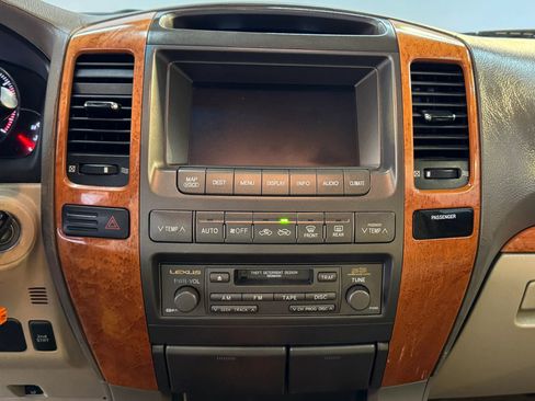 Used 2004 Lexus GX 470 image 17