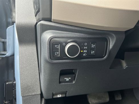 Used 2024 Ford Bronco Wildtrak image 17