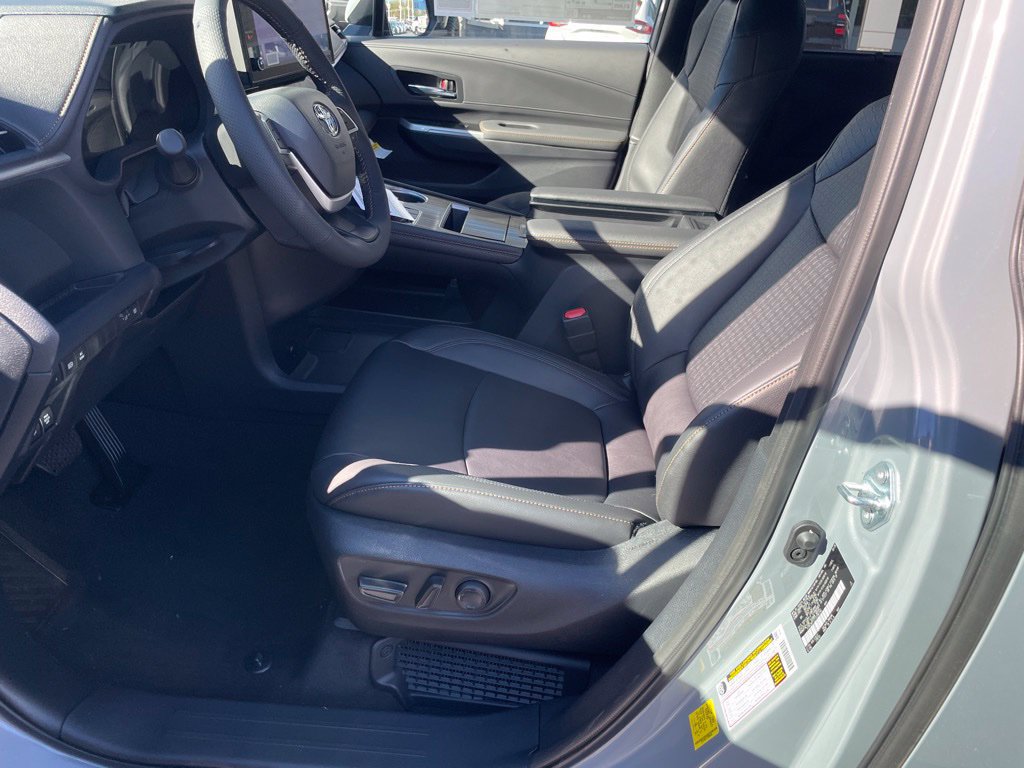 New 2026 Toyota Sienna XLE Woodland Edition AWD/4WD image 14
