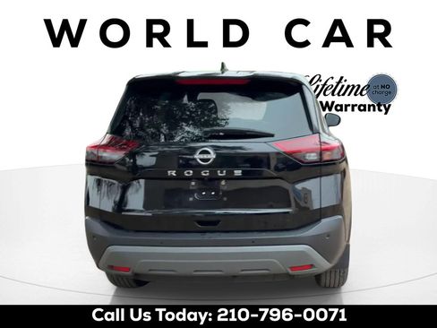 Used 2023 Nissan Rogue S FWD image 6