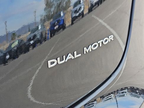 Used 2025 Tesla Model 3 Long Range AWD/4WD image 11