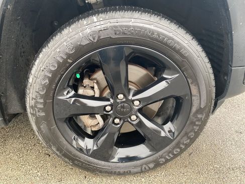 Certified 2021 Jeep Grand Cherokee L Laredo image 7