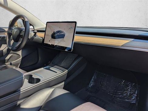 Used 2022 Tesla Model 3 Long Range AWD/4WD image 22