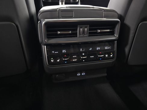 Used 2024 Lexus LX 600 4WD w/ Appearance Package image 38