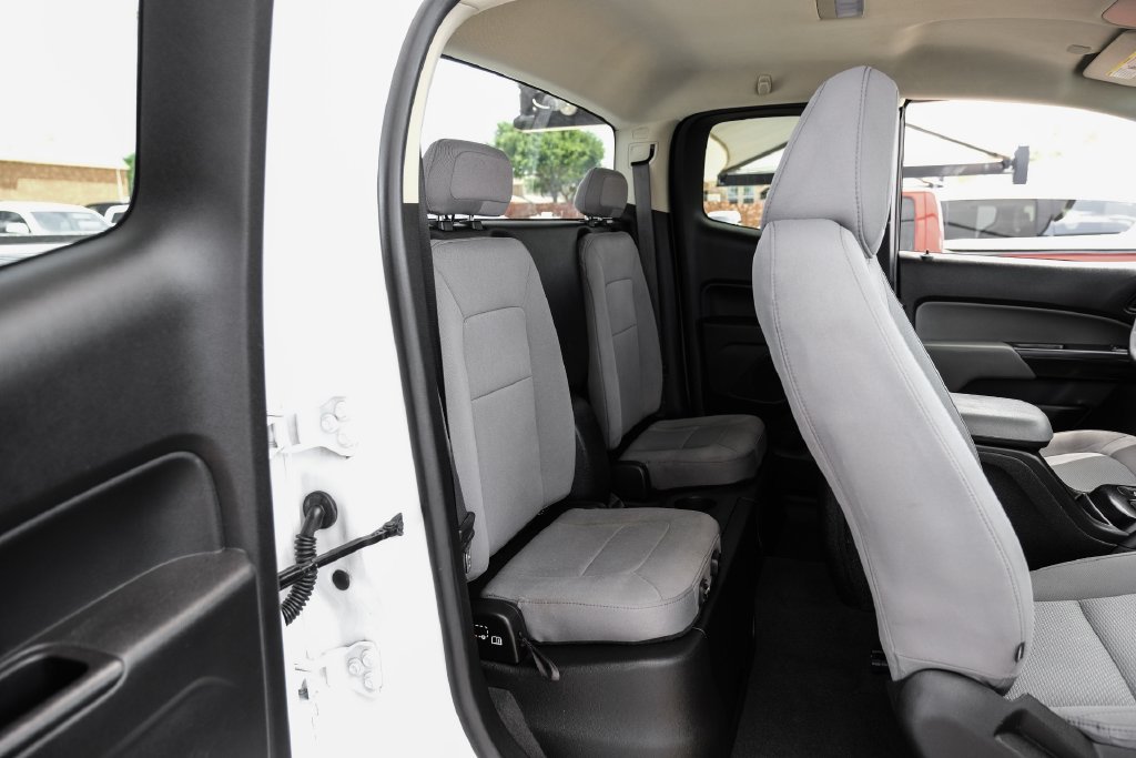 Used 2021 Chevrolet Colorado W/T w/ WT Convenience Package RWD image 35
