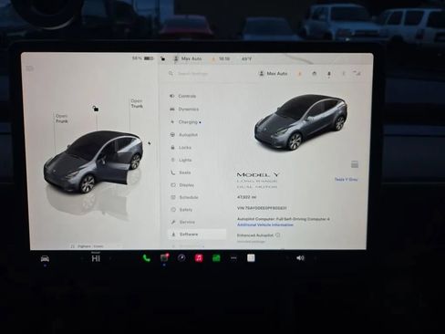 Used 2023 Tesla Model Y Long Range image 26