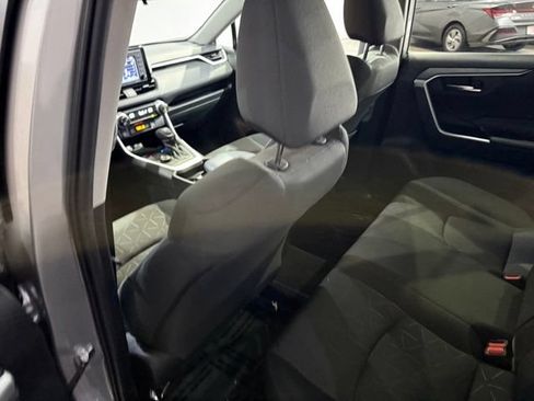 Used 2020 Toyota RAV4 XLE w/ XLE Grade Weather Package AWD/4WD image 26