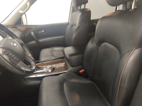 Used 2019 Nissan Armada Platinum w/ Captain's Chairs Package RWD image 17