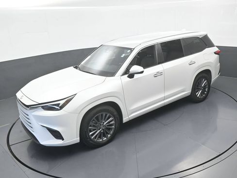 Used 2024 Lexus TX 350 FWD image 46